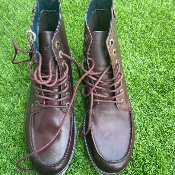 Crevo Men’s - Buck Leather Boots - Picture 2 of 14